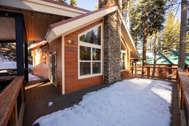 1193 Swiss Court, Soda Springs, CA 95728