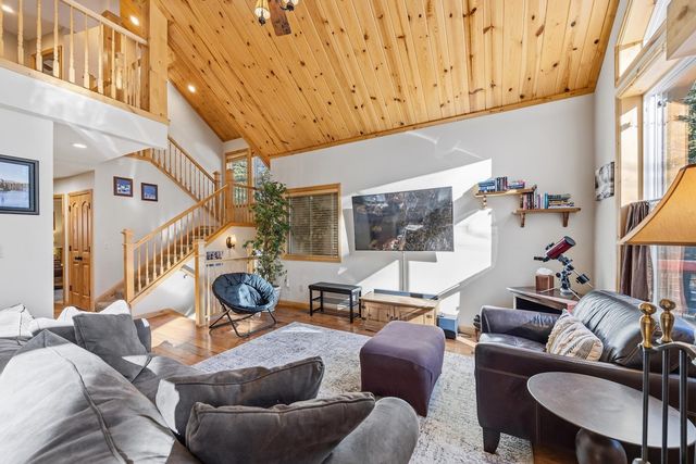 1193 Swiss Court, Soda Springs, CA 95728