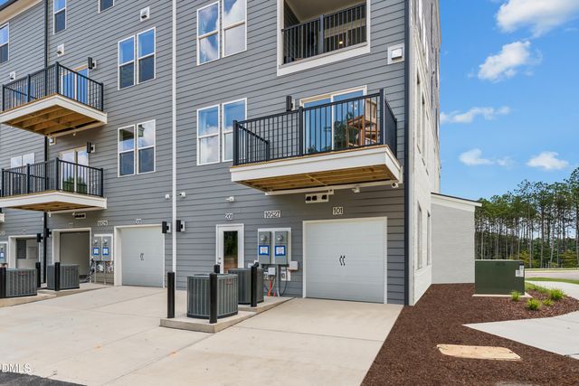 10548 Pleasant Branch Drive 101, Raleigh, NC 27614