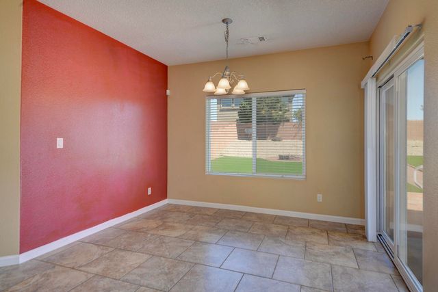 416 Loma Linda Loop NE, Rio Rancho, NM 87124