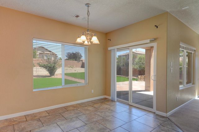 416 Loma Linda Loop NE, Rio Rancho, NM 87124