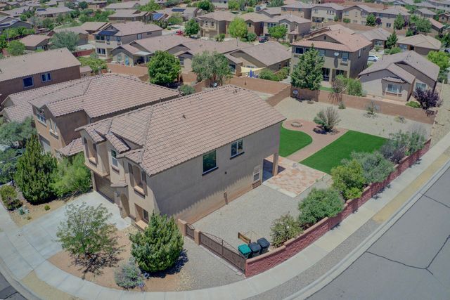 416 Loma Linda Loop NE, Rio Rancho, NM 87124