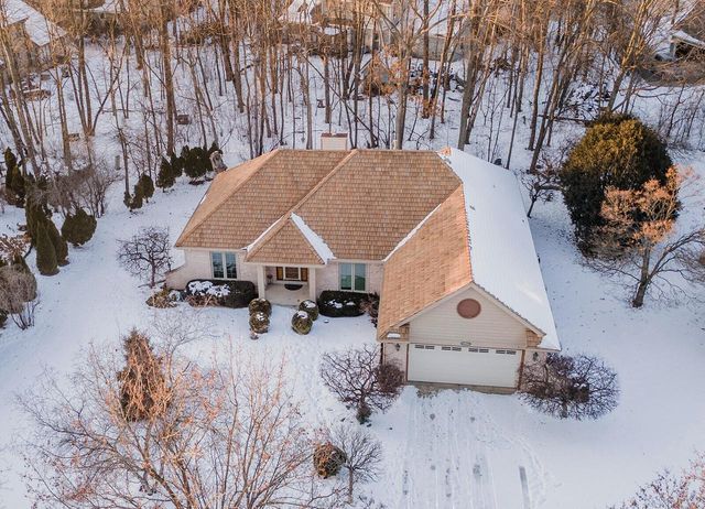 S79W19238 River Oaks COURT, Muskego, WI 53150