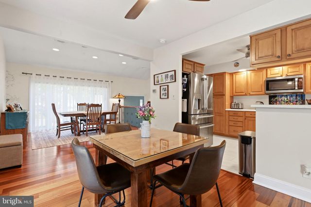 69 LAKEVIEW, Hamilton, NJ 08620