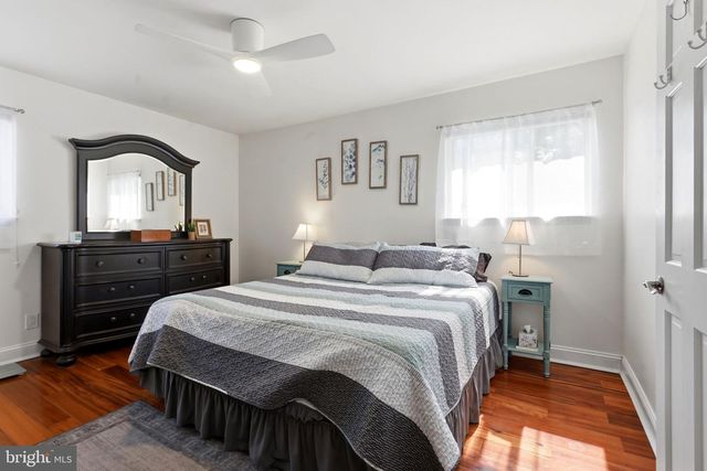 69 LAKEVIEW, Hamilton, NJ 08620