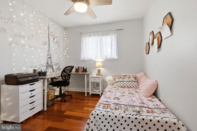 69 LAKEVIEW, Hamilton, NJ 08620