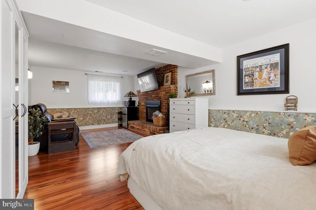 69 LAKEVIEW, Hamilton, NJ 08620