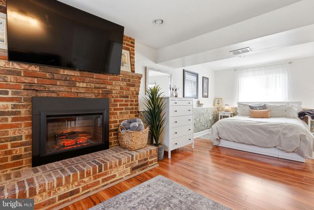 69 LAKEVIEW, Hamilton, NJ 08620
