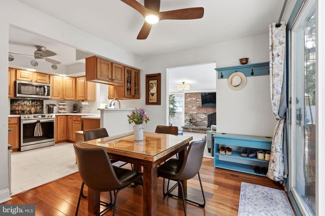 69 LAKEVIEW, Hamilton, NJ 08620