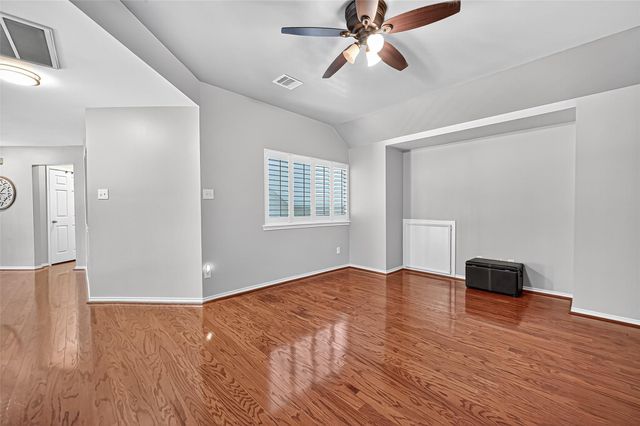 12810 Bedford Falls Drive, Cypress, TX 77429