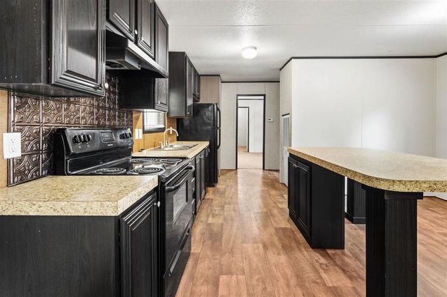 775 Acorn Creek Trail, Sulphur, LA 70663