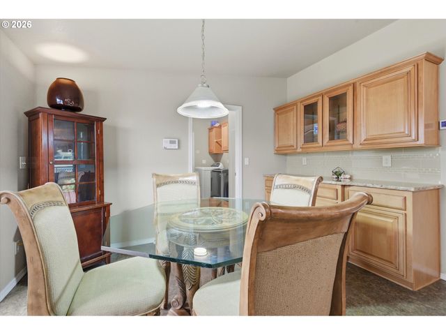 1282 E 3RD St 59, Lafayette, OR 97127