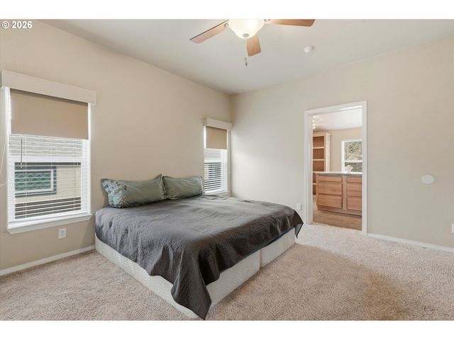 1282 E 3RD St 59, Lafayette, OR 97127