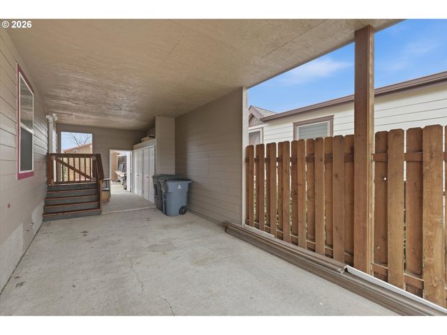 1282 E 3RD St 59, Lafayette, OR 97127