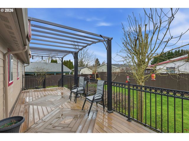 1282 E 3RD St 59, Lafayette, OR 97127