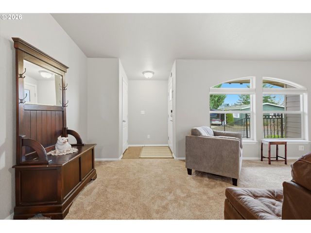 1282 E 3RD St 59, Lafayette, OR 97127