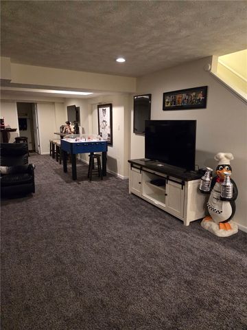 155 Heathfield Drive, Buffalo Twp, PA 16055