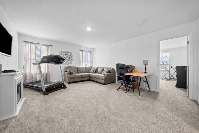 155 Heathfield Drive, Buffalo Twp, PA 16055