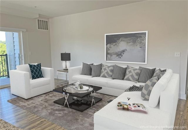 333 Main Street 606, Danbury, CT 06810