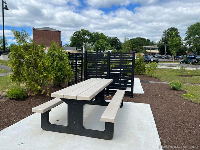 333 Main Street 606, Danbury, CT 06810