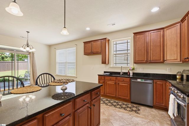 10 Dolerite Drive, Taylors, SC 29687
