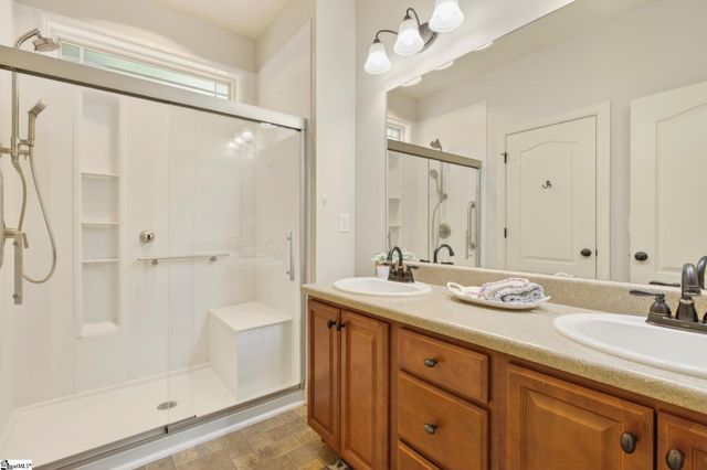 10 Dolerite Drive, Taylors, SC 29687