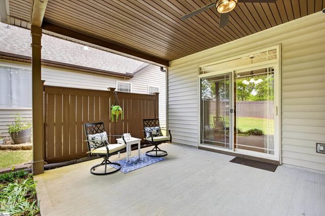 10 Dolerite Drive, Taylors, SC 29687