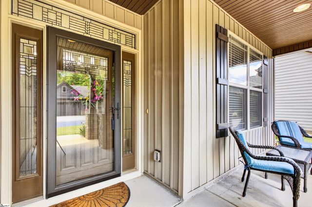 10 Dolerite Drive, Taylors, SC 29687