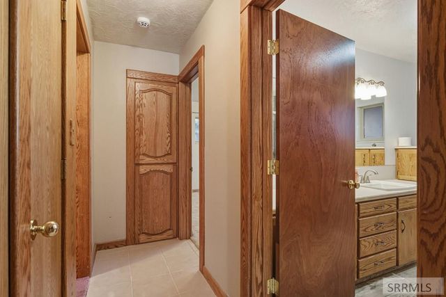 10 N 600 W, Blackfoot, ID 83221