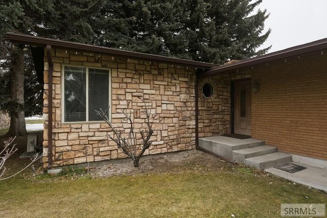 10 N 600 W, Blackfoot, ID 83221