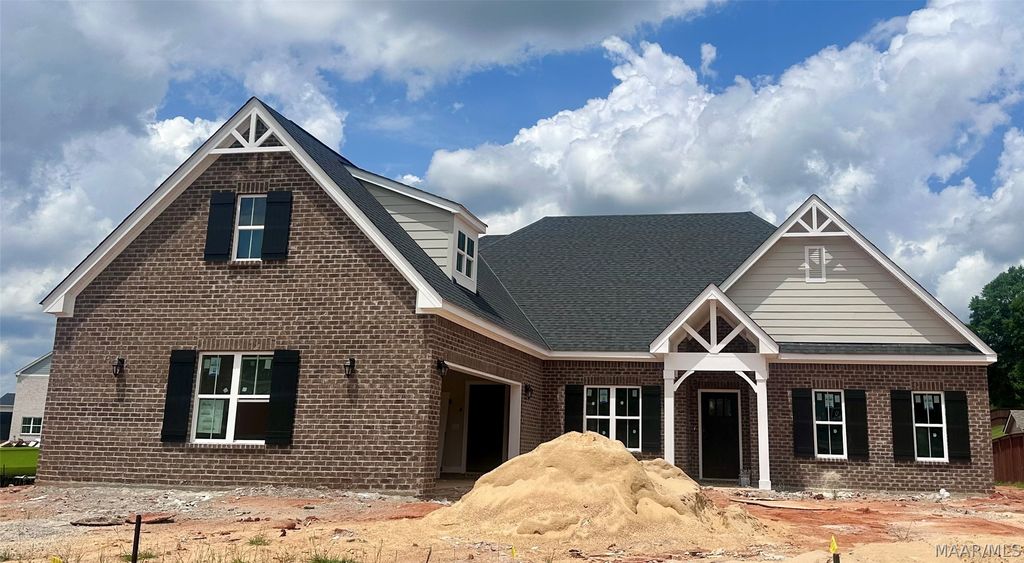 1005 Sunfield Drive, Prattville, AL 36066