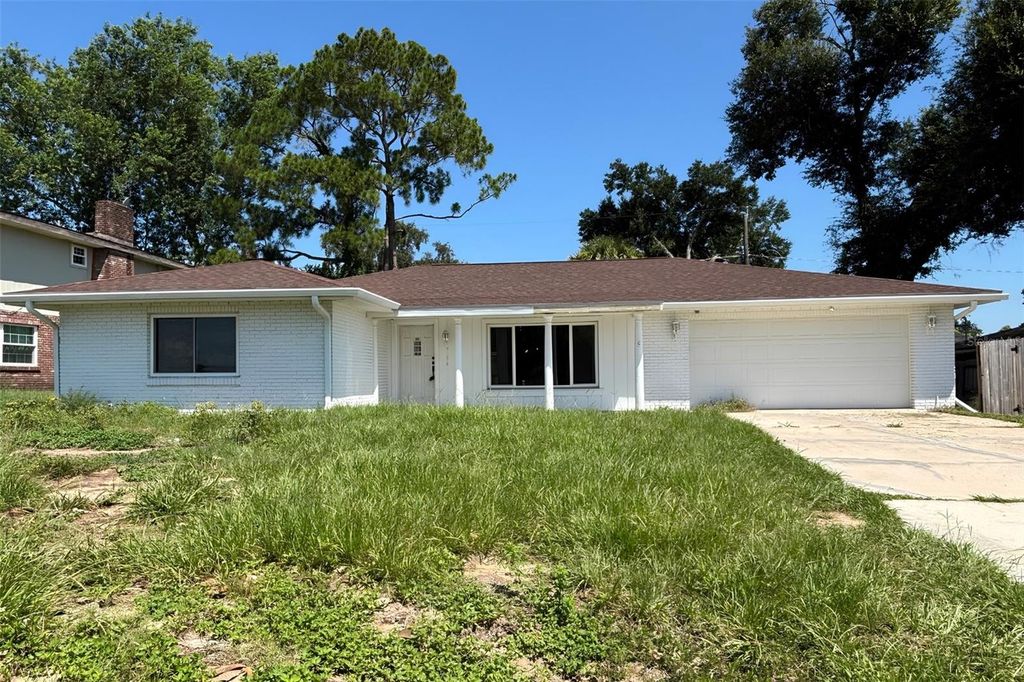 212 OVERLOOK DRIVE, Winter Haven, FL 33884
