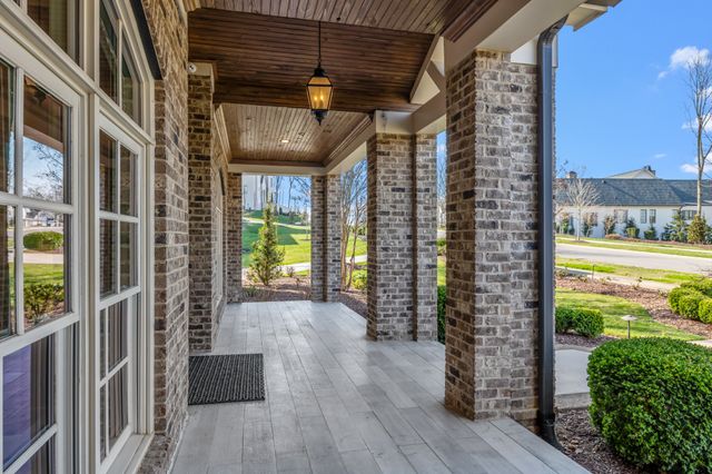 8472 Heirloom Blvd, College Grove, TN 37046