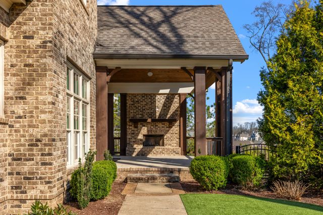 8472 Heirloom Blvd, College Grove, TN 37046