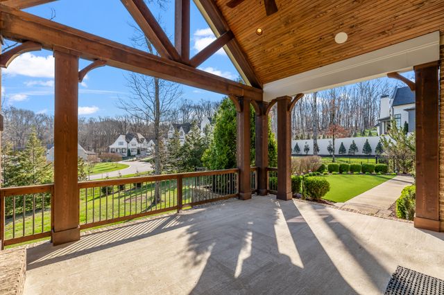 8472 Heirloom Blvd, College Grove, TN 37046