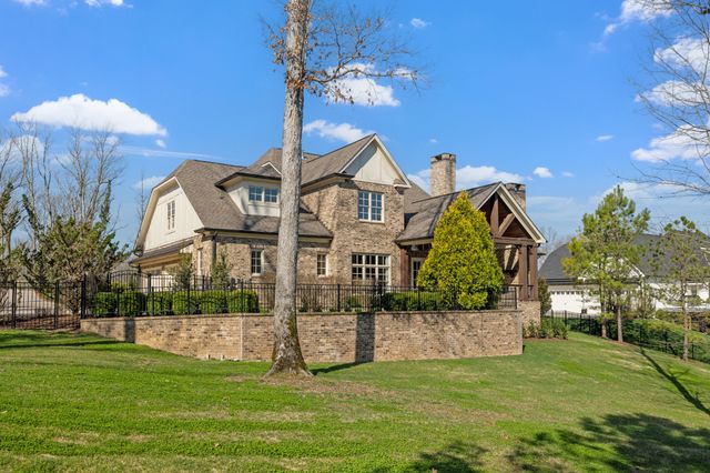 8472 Heirloom Blvd, College Grove, TN 37046