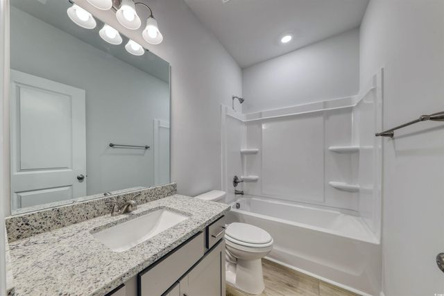 370 Garden Grove St, Conway, SC 29526