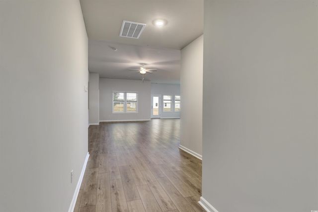 370 Garden Grove St, Conway, SC 29526