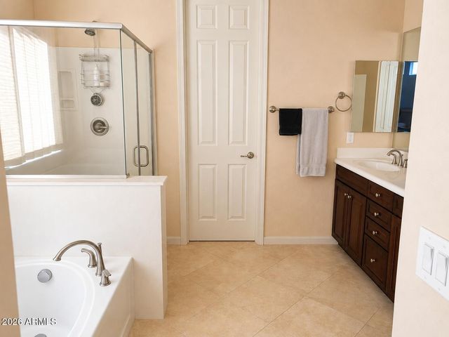 1880 W PELICAN Drive, Chandler, AZ 85286