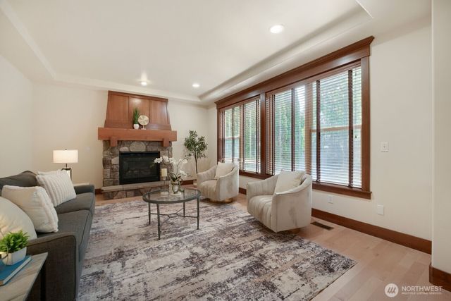 23527 NE 13th Place, Sammamish, WA 98074