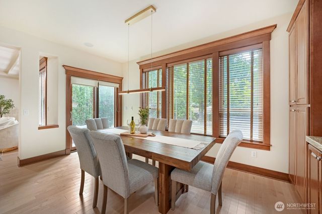 23527 NE 13th Place, Sammamish, WA 98074