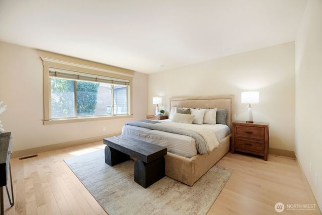 23527 NE 13th Place, Sammamish, WA 98074