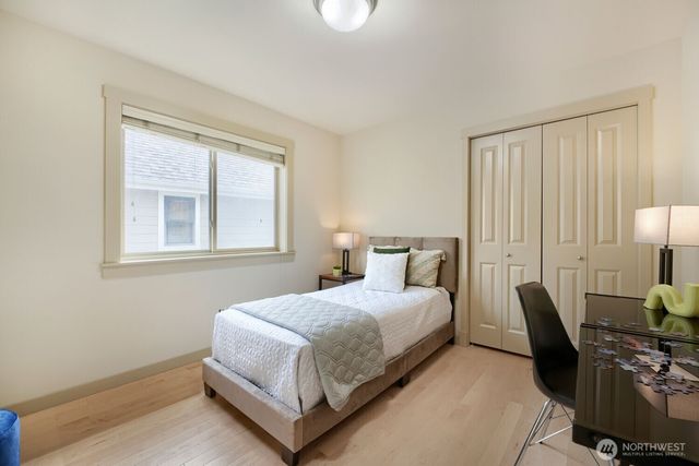 23527 NE 13th Place, Sammamish, WA 98074