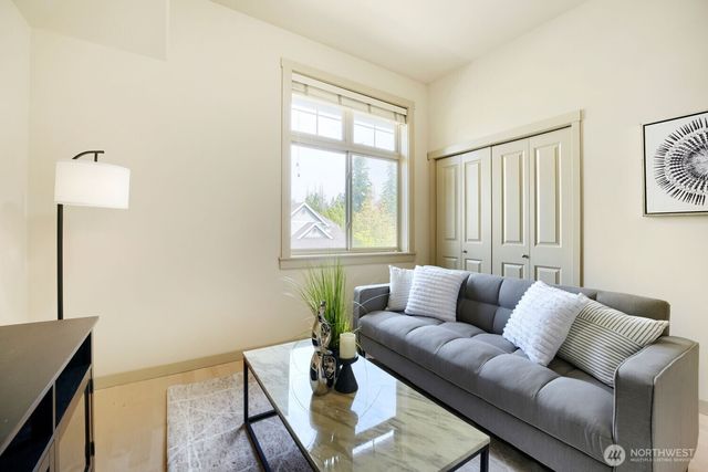 23527 NE 13th Place, Sammamish, WA 98074