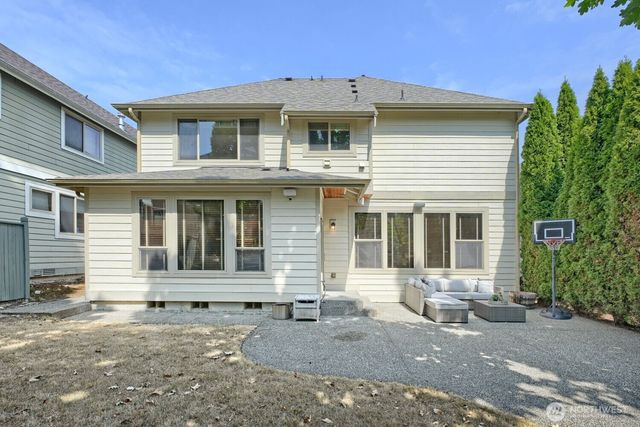 23527 NE 13th Place, Sammamish, WA 98074