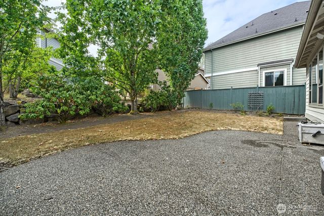 23527 NE 13th Place, Sammamish, WA 98074