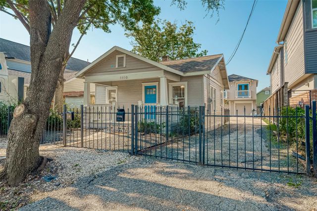 1110 E 24th Street A, Houston, TX 77009