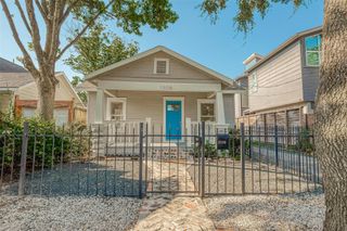 1110 E 24th Street A, Houston, TX 77009