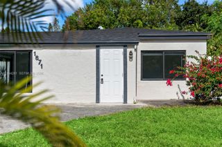 1671 NE 174th St 1671, North Miami Beach, FL 33162