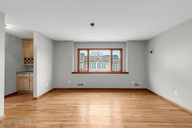 824 Main Avenue, Bay Head, NJ 08742